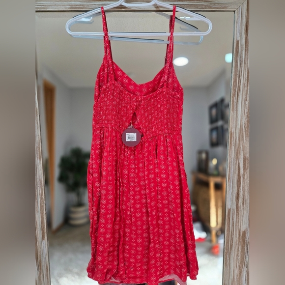 3 For $30 Kohl's Red Geo Pattern Dress With Pockets - Picture 3 of 6